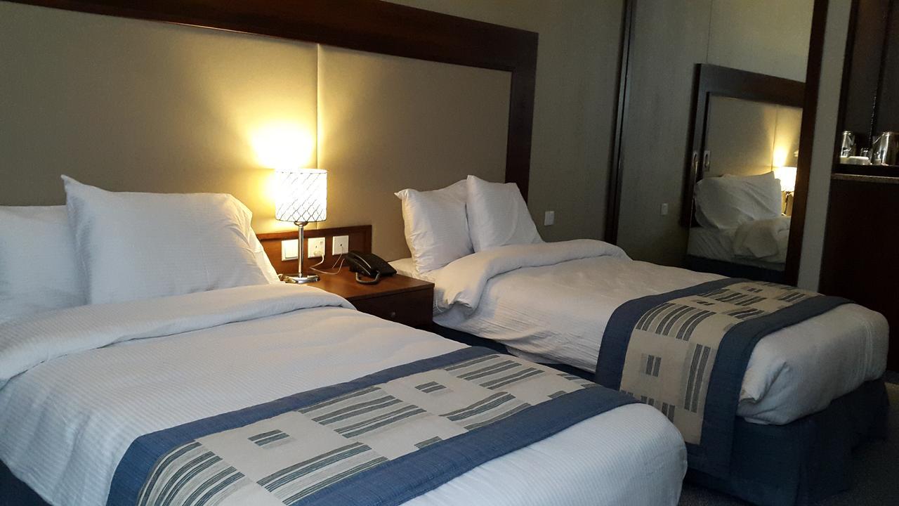 President Hotel Amman Eksteriør billede